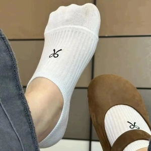 Vintage Japanese style white boat socks with cute black bow decoration for women