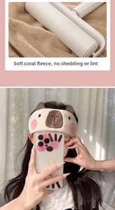 Détail du bandeau capybara en peluche non pelucheux pour le lavage du visage