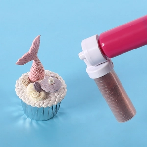 Manual manual cake spray gun for airbrushing cupcakes with edible glitter powder