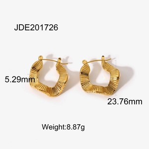Detailed view of 18K gold plated stainless steel wavy earrings with size measurements