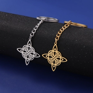 Stainless Steel Witch Knot Keychain Celtic Knot Triangle Pendant Vintage Wiccan Protection Jewelry Keyring For Women Men
