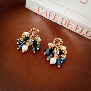 Boucles d'oreilles vintage style français avec cristal brun et perles tombantes