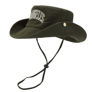 Chapeau de pêcheur vert foncé avec broderie Los Angeles, large bord et cordon réglable