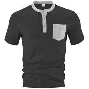 Haut Henley gris en maille gaufrée pour homme avec poche poitrine et détails contrastés