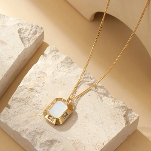 Minimalist Rectangle Pendant Necklace Stainless Steel Gold Plated White Mother Of Artificial Pearl Shell Micro Inlaid Zirconia Elegant