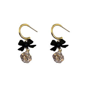 Retro C-shaped earrings with black bow and zircon crystal pendant on gold hooks
