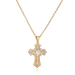 Goldene Kreuz-Halskette mit funkelnden Strasssteinen und feiner Goldkette