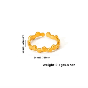 Detailed size chart showing gold titanium ring dimensions 0.5cm width and 2.1g weight
