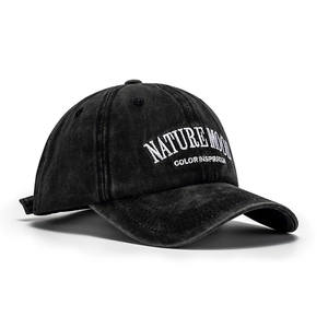 Berretto da baseball nero lavato vintage con ricamo bianco Nature Mood sul fronte