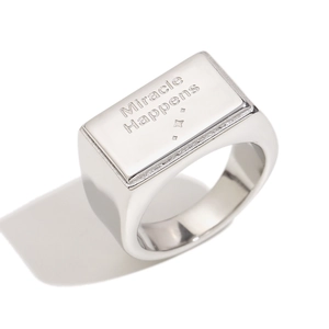 Anello sigillo quadrato in acciaio inossidabile argento con incisione Miracle Happens