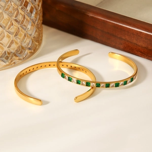 Bracelets manchettes en acier inoxydable doré 18K avec zircons verts et clairs