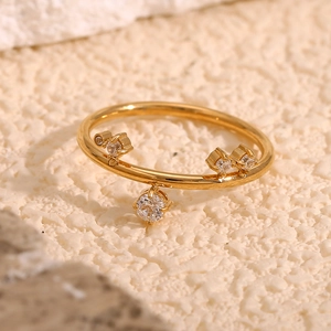 Crown Ring Stainless Steel 18K Gold Plated Cubic Zirconia Inlaid Minimalist Fashion Jewelry For Women