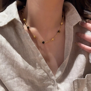 Collier Perles Oeil De Tigre Rétro Laiton Plaqué Or Chaîne Clavicule Avec Pendentif Zircon Style Maillard Femmes