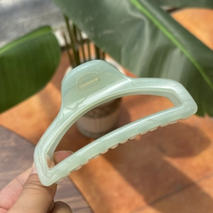 Elegant 10cm mint green butterfly perfume bottle hair claw clip for women's hair styling