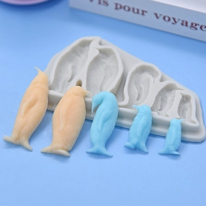 Multi-cavity penguin silicone mold for baking DIY cakes, chocolates and fondants