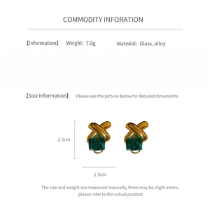 Detailed dimension guide for vintage cross square earrings with weight and material info