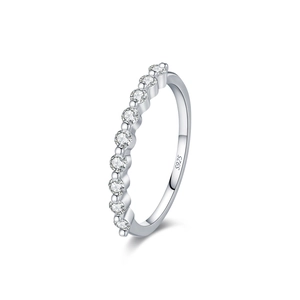 Elegance S925 sterling silver band ring with VVS1 moissanite stones in row setting