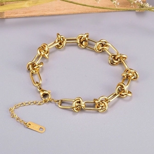 Minimalist 18K gold plated stainless steel knotted link chain bracelet with extension