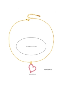 Detailansicht der Herz-Halskette mit Maßen 40+5cm und rosa Kristall-Inlay-Verzierung