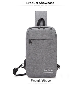 Vorderansicht der grauen Brusttasche mit gewebter Textur und Joy Start Markenlogo