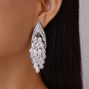 Elegante silberne Diamant-Ohrhänger mit funkelnden hohlen Rauten-Kristallen für Damen
