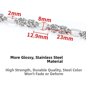 Vue macro d'une chaîne en acier inoxydable avec dimensions pour la création de bijoux