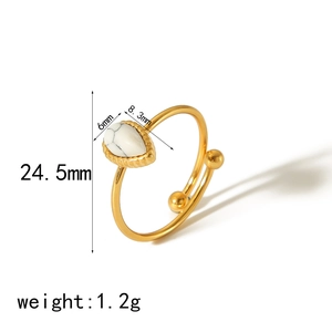 Detailed size parameters of adjustable 18k gold ring with teardrop white stone inlay