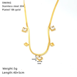 Detail of 18K gold plated snake chain with zircon pendant and technical size specifications