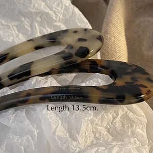 Classic 13.5cm tortoiseshell acetate U-shaped hair pin for French style styling