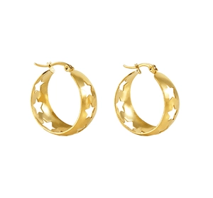 Détail de boucles d'oreilles créoles en acier inoxydable 18K avec motif étoile ajouré