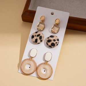 Set de 3 paires de boucles d'oreilles vintage avec diamants dorés et imprimé léopard
