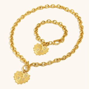 18K gold plated stainless steel O-chain jewelry set with heart pendant and toggle clasp