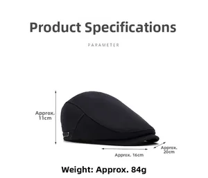 Detail view of the black newsboy cap with precise dimensions 20x16x11cm and weight 84g