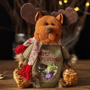 Christmas reindeer candy bag with heart window and Merry Christmas embroidery