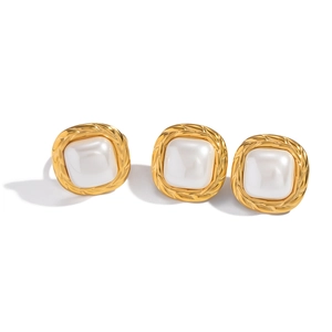 Elegant gold square stud earrings with retro pearl inlay and twisted rope border