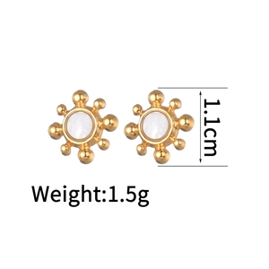 Detailed view of 18k gold flower studs with white inlay and size dimensions 1.1cm