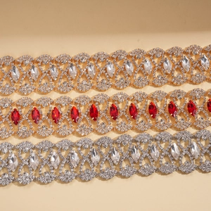 Elegant vintage geometric choker set with crystal rhinestones in gold and silver finish