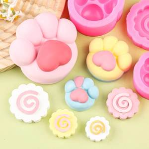 Stampi in silicone a forma di zampa di gatto e cuore per pasticceria e artigianato resina