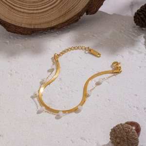Double-layered 18K gold-plated stainless steel snake chain bracelet with white pearls