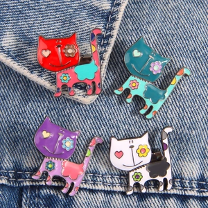 Cute Cartoon Cat Enamel Brooch Pin Alloy Floral Heart Pattern Animal Lapel Badge Jewelry For Clothing Bags Decor