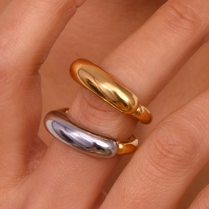 Minimalist 18K gold and silver plated titanium steel chunky smile rings on finger
