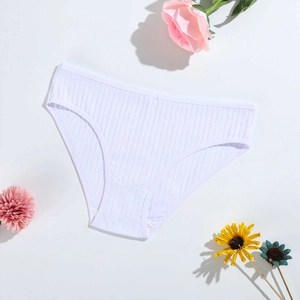 White ribbed cotton women panties with low waist design and breathable double-layer crotch