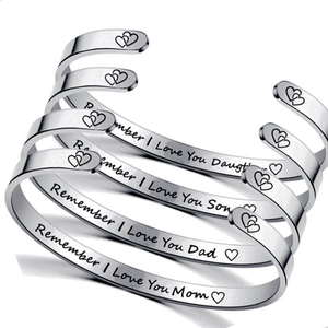 Stainless Steel Personalized Engraved Cuff Bracelet Family Member Heart Pattern Inspirational Open Bangle Love Jewelry Gift