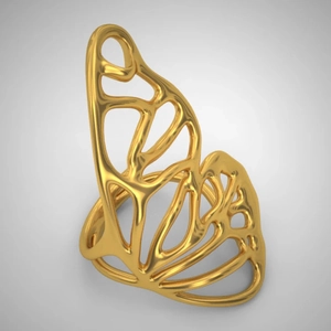 Macro dell'anello placcato oro 14k con design traforato ad ala di farfalla