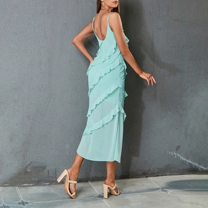 Robe midi sexy en mousseline vert menthe dos nu avec volants étagés et fines bretelles