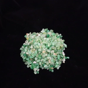 Natural green crystal gravel stone for aquarium decor and healing meditation