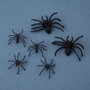 Realistic black spider earrings for Halloween, 6-piece set of spooky prank ear studs