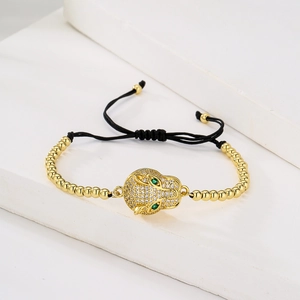 Adjustable 18K gold-plated leopard charm bracelet with sparkling zircons and beads