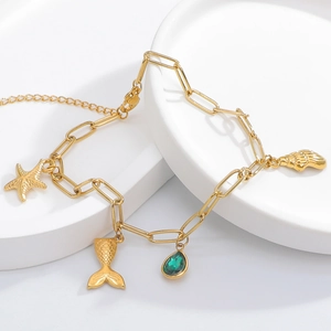 18K gold plated stainless steel chunky chain bracelet with sea star and shell charms