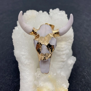 Golden acrylic bull head pendant on white crystal, jewelry accessory for DIY necklaces